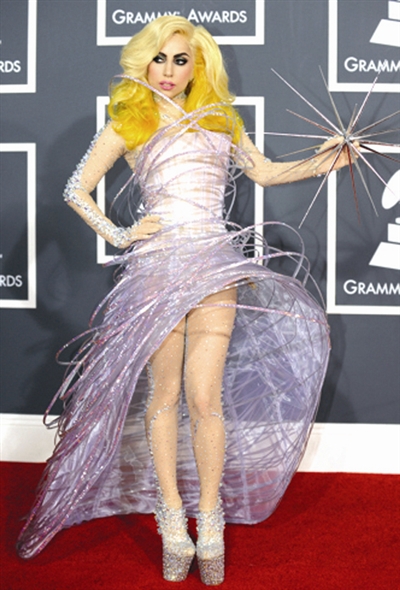 Lady Gaga's fashion wigs